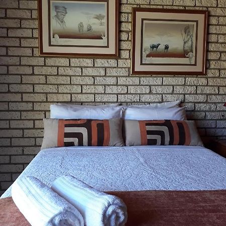Die Plasie On-Suite Rooms Hartbeespoort Dış mekan fotoğraf