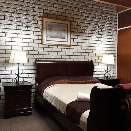 Die Plasie On-Suite Rooms Hartbeespoort Dış mekan fotoğraf